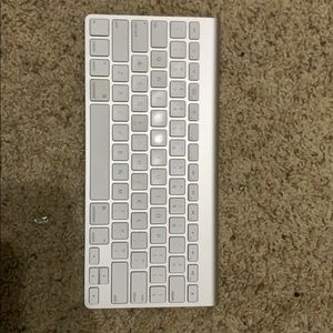 Bluetooth Apple Keyboard